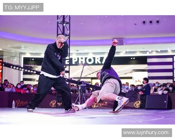 与杨伟对话探讨街舞生涯的成长与挑战之路