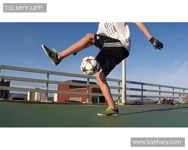 杨军独家解析足球技巧与战术分享助你提升球场表现 杨军独家解析足球技巧与战术分享助你提升球场表现