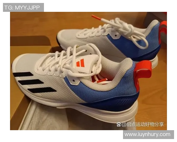 网球装备选购指南:如何选择适合你的网球鞋推荐与技巧 网球装备选购指南:如何选择适合你的网球鞋推荐与技巧