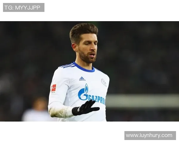 足球巨星伤痛回顾:那些年他们在场上的意外受伤瞬间 足球巨星伤痛回顾:那些年他们在场上的意外受伤瞬间