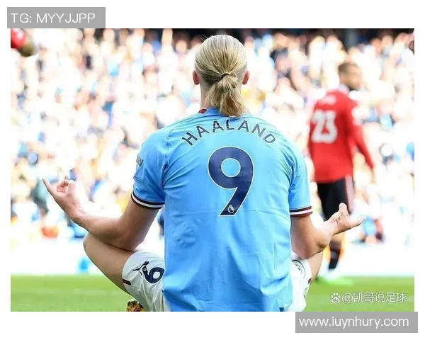 足球明星签名姿势的魅力瞬间揭秘与背后的故事分享